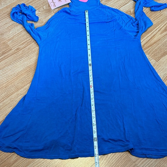 ❤️TODAY ONLY Sleepy Central Perk Little Heart Turtleneck Dress Medium Blue B114 - Picture 6 of 9